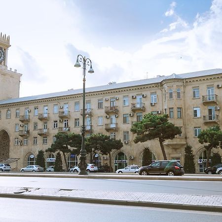 Clock Tower Apartment In Bakú Exterior foto