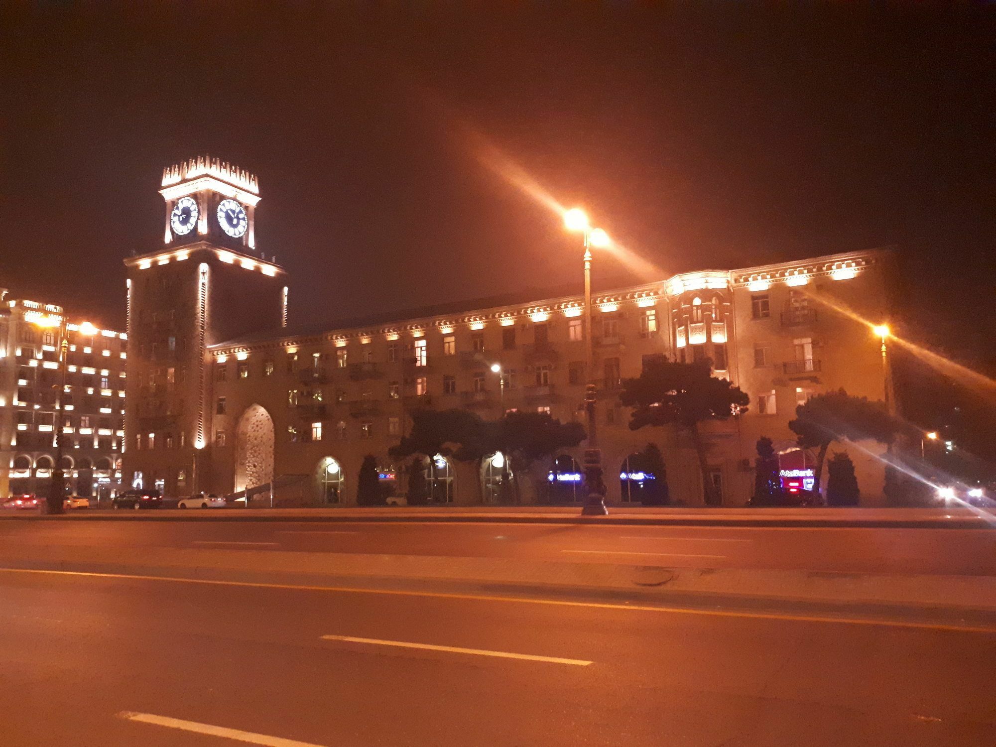 Clock Tower Apartment In Bakú Exterior foto